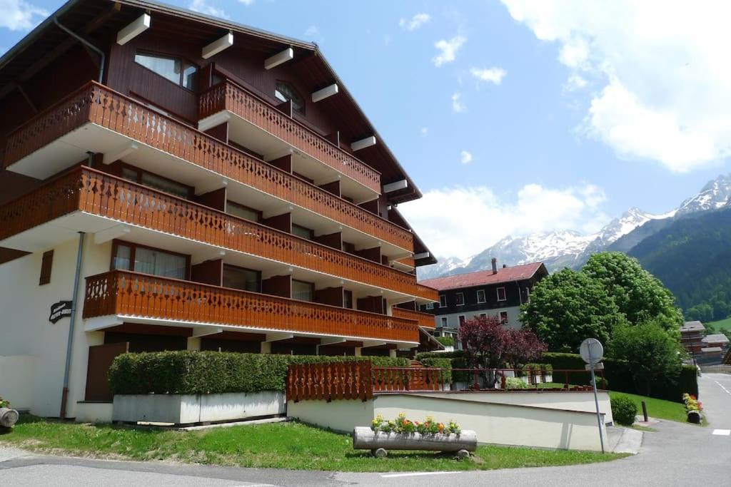 Appartement Cosy Avec Terrasse Sud - Proche Village Ла Клусаз Екстериор снимка